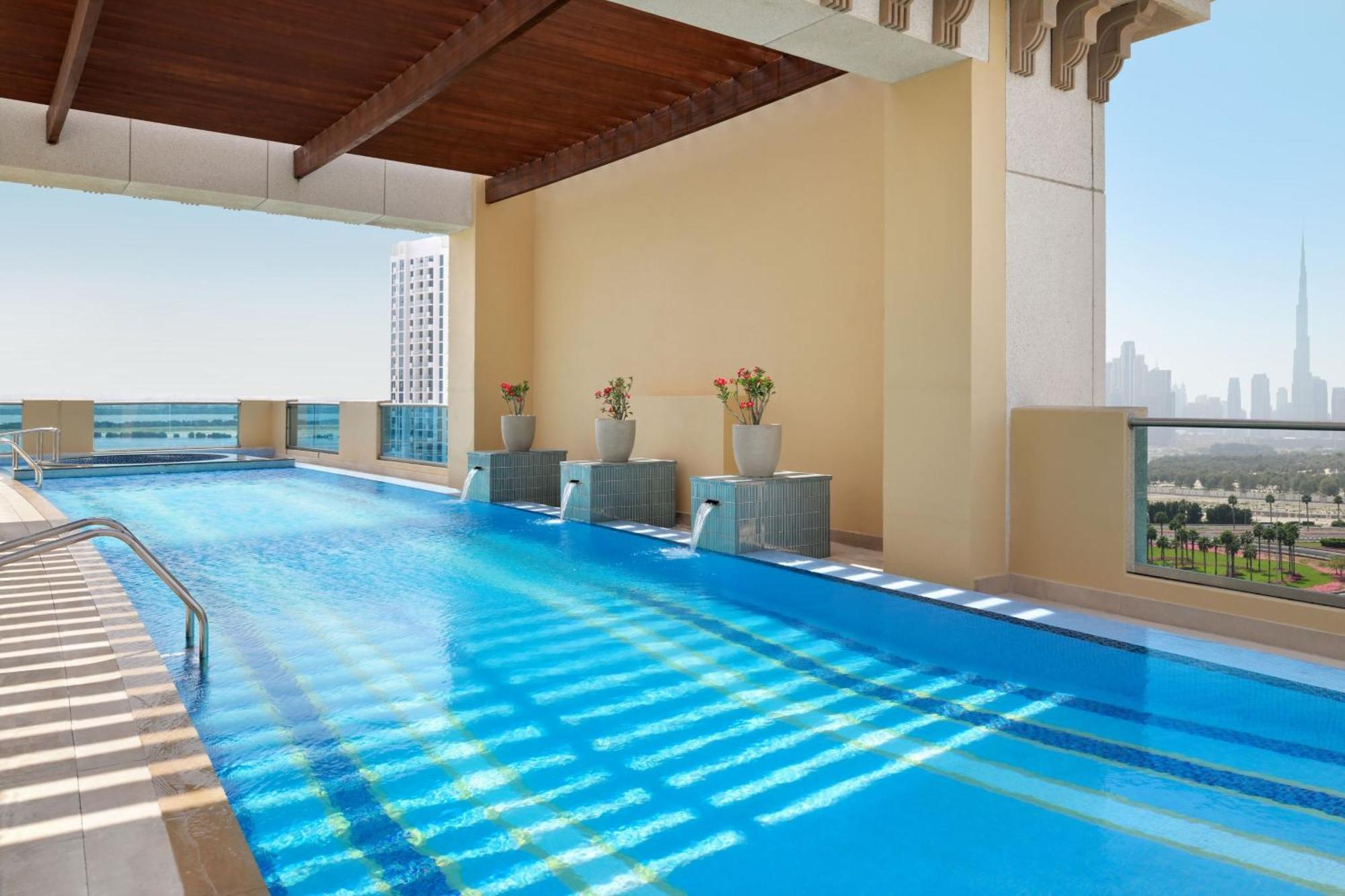 Marriott Hotel Al Jaddaf, Dubai Dış mekan fotoğraf Rooftop pool