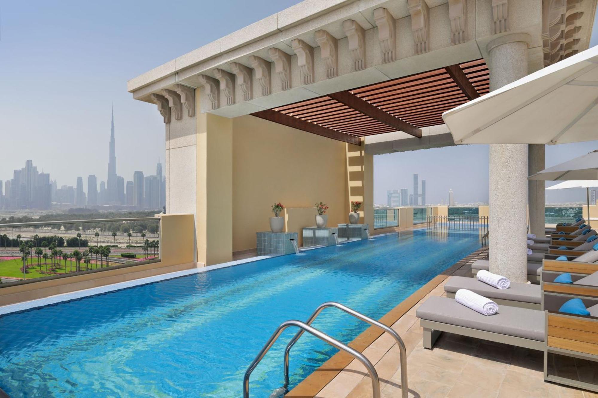 Marriott Hotel Al Jaddaf, Dubai Dış mekan fotoğraf Rooftop pool