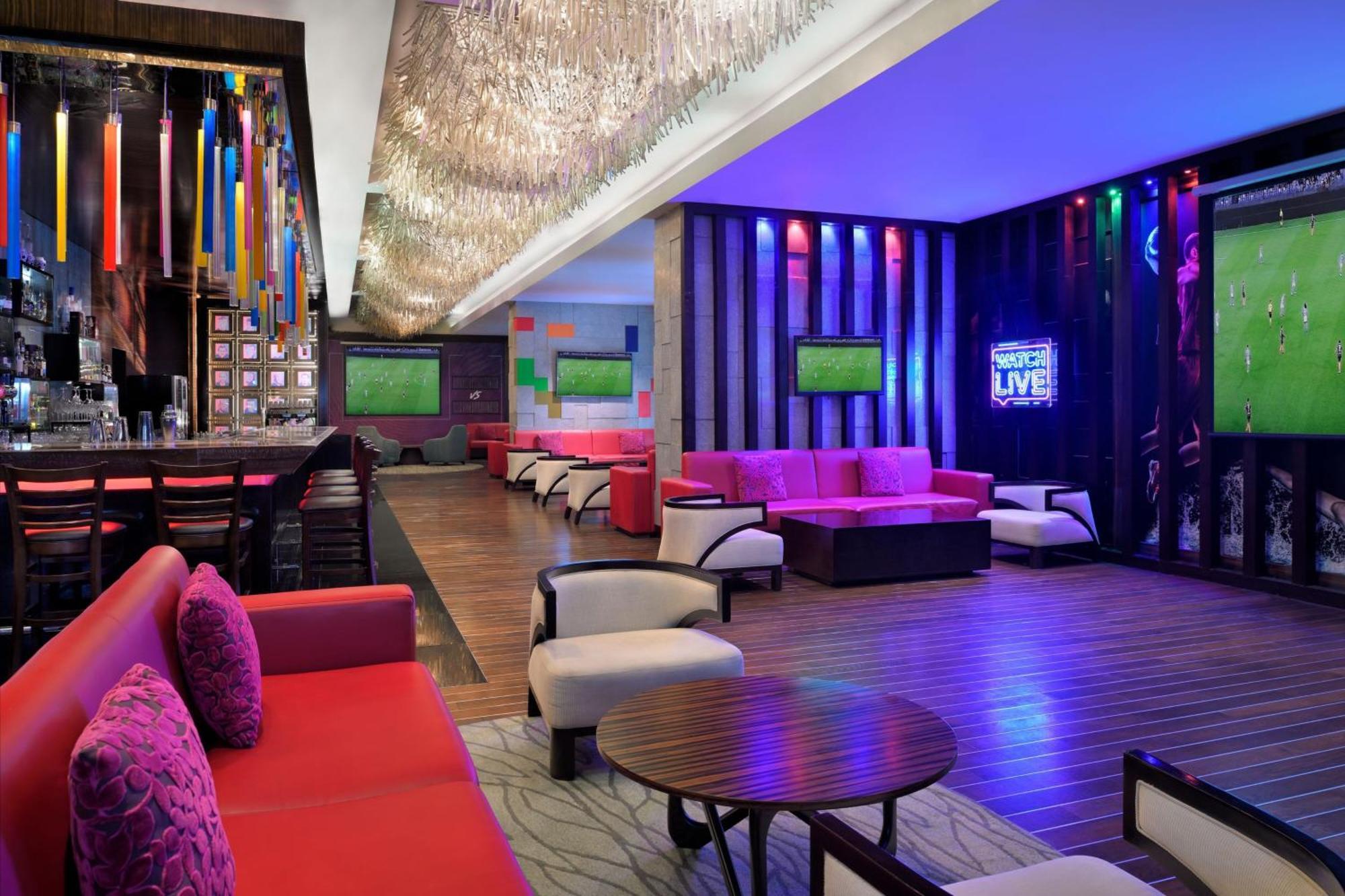 Marriott Hotel Al Jaddaf, Dubai Dış mekan fotoğraf The interior of the bar
