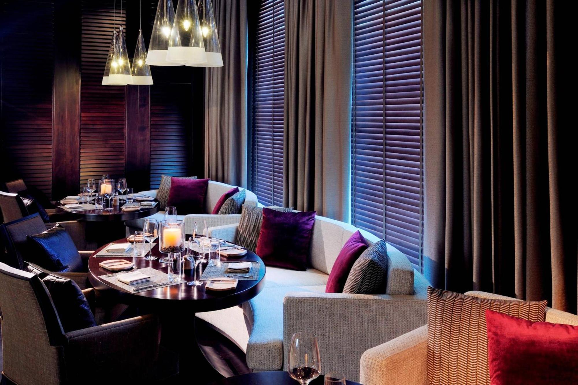 Marriott Hotel Al Jaddaf, Dubai Dış mekan fotoğraf The interior of the restaurant